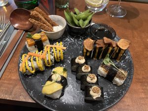   at brEAThe Restaurant | Sushi végétal à Paris in Paris