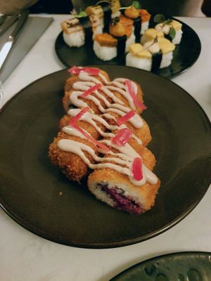  at brEAThe Restaurant | Sushi végétal à Paris in Paris