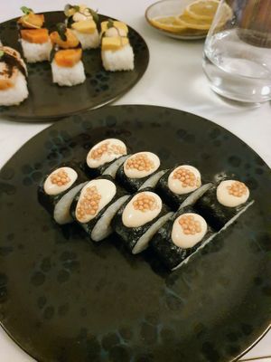 at brEAThe Restaurant | Sushi végétal à Paris in Paris