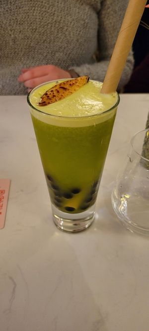 Mocktail Bubble green at brEAThe Restaurant | Sushi végétal à Paris in Paris
