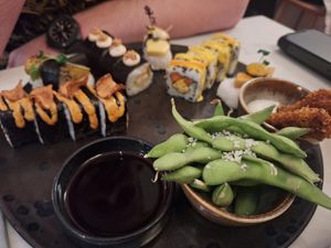  at brEAThe Restaurant | Sushi végétal à Paris in Paris