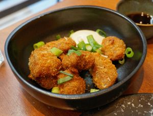 Seitan Panko at brEAThe Restaurant | Sushi végétal à Paris in Paris