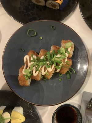   at brEAThe Restaurant | Sushi végétal à Paris in Paris