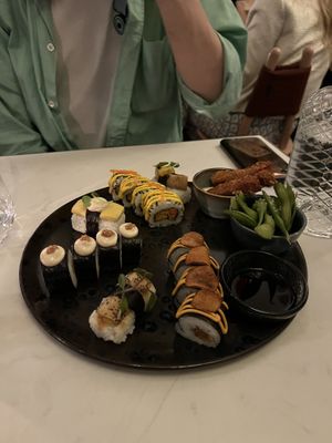   at brEAThe Restaurant | Sushi végétal à Paris in Paris
