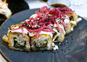 Crispy Shichimi at brEAThe Restaurant | Sushi végétal à Paris in Paris