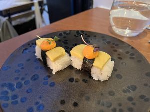 tamago with omelette le papondu and sriracha  at brEAThe Restaurant | Sushi végétal à Paris in Paris