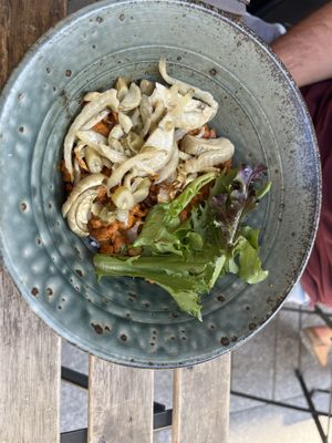   at brEAThe Restaurant | Sushi végétal à Paris in Paris