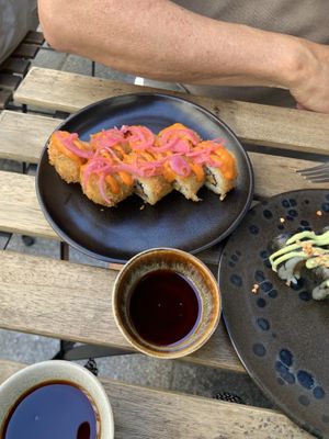   at brEAThe Restaurant | Sushi végétal à Paris in Paris