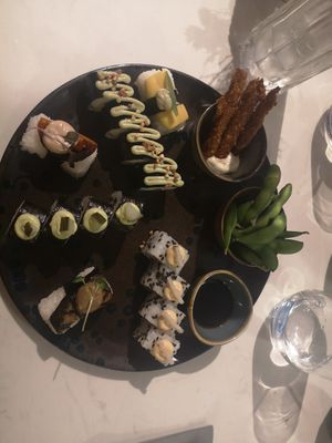  at brEAThe Restaurant | Sushi végétal à Paris in Paris