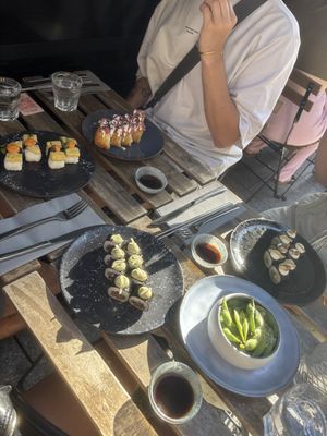   at brEAThe Restaurant | Sushi végétal à Paris in Paris