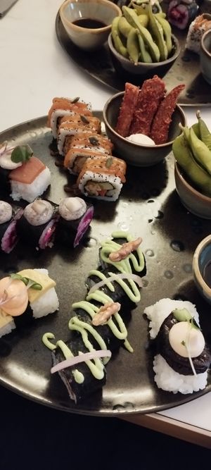  at brEAThe Restaurant | Sushi végétal à Paris in Paris
