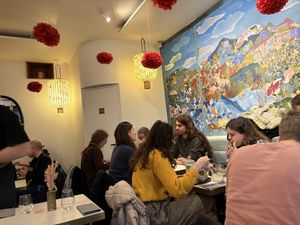   at brEAThe Restaurant | Sushi végétal à Paris in Paris