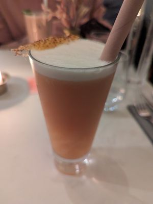 Lychee bubble mocktail at brEAThe Restaurant | Sushi végétal à Paris in Paris