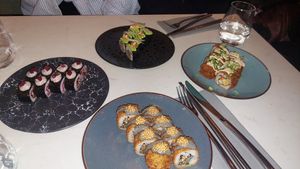  at brEAThe Restaurant | Sushi végétal à Paris in Paris