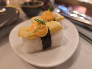  at brEAThe Restaurant | Sushi végétal à Paris in Paris