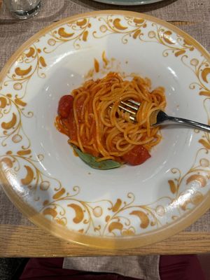 Spaghetti with tomato sauce   at Eataly in Rome