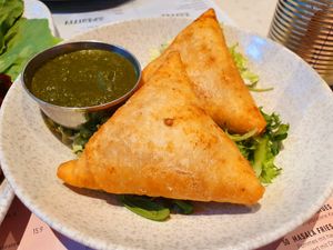 Samosas at Eat Doori in Dusseldorf