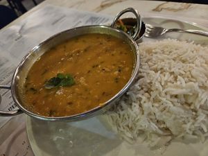 'Yellow Dal': Lentil curry with ginger & cumin (14.5) at Eat Doori in Dusseldorf