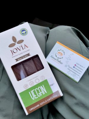 Vegan milk chocolate made with coconut milk at Mimas Bahçe in Urla