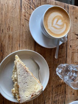 Vanilla lemon cake at Jonas Reindl Coffee Roasters - Cafe in Vienna