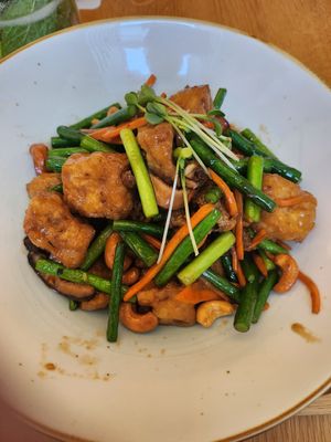 Veggie trio at LiuLiu in Vienna
