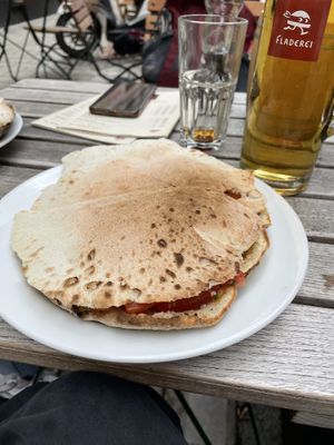 Bruschetta pita  at Fladerei in Vienna
