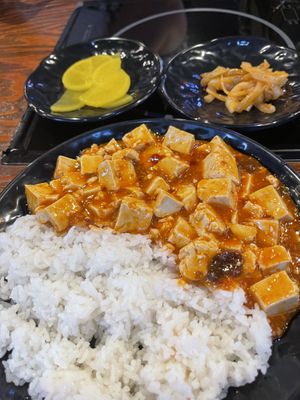   at Haeolbin Deopbap - 하얼빈덮밥 in Seoul