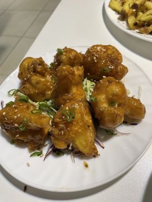 Fried cauliflower “wings" at Nandala in Cuenca
