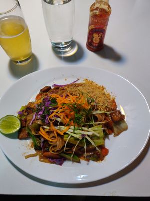 Pad Thai at Nandala in Cuenca