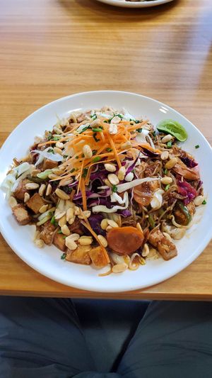 Pad thai at Nandala in Cuenca