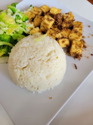 Lemongrass Tofu at Loving Hut Vegan Express (City Heights) in San Diego
