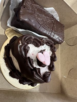 Rainbow cookie cheesecake heart and rainbow cookie mousse bar  at Pride Enjoy in Wading River