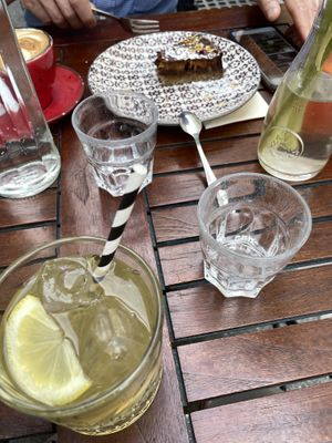   at Café Zehnsiebzig in Vienna