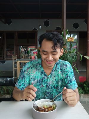Vegetarian Lunch at Eseng Oseng in Denpasar