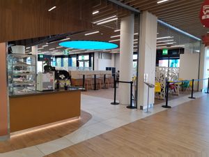 Food court at Konshi in Volketswil