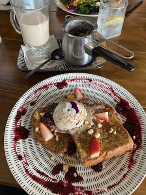 The aptly named “French Kiss”!   at Hustle n' Flow in 