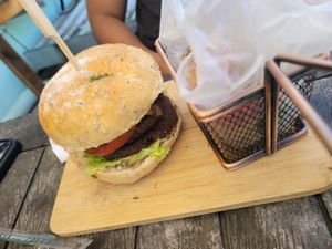Double Burger at El Veggie SV Escalón in San Salvador