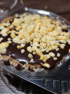 Raw chocolate tart at El Veggie SV Escalón in San Salvador