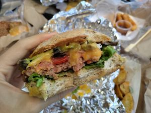 Juicy Beyond burger! at El Veggie SV Escalón in San Salvador