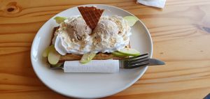 Balanced sweet and sour waffle (it might be Granny Smith apples?)... tasty either way 🤤 at ditto in Cape Town