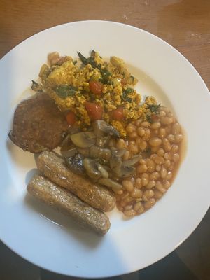 Fully cooked breakfast at Balsporran Bed and Breakfast in Dalwhinnie