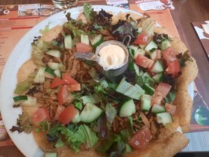 De veggie shoarmapannenkoek is te veganiseren. at Pannenkoe in Gouda