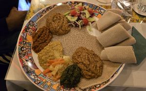 Beyanetu yetsom and shiro on one plate at Scheger in Augsburg