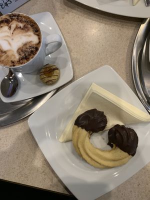   at Café Konditorei Bienchen in Vienna