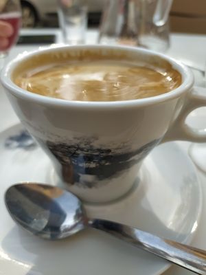 Cafe con leche de soja at Alquería in Xirivella