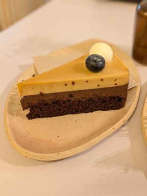  at Hearty Vegan Cakes in Budapest