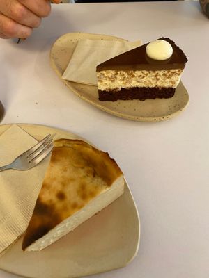  at Hearty Vegan Cakes in Budapest