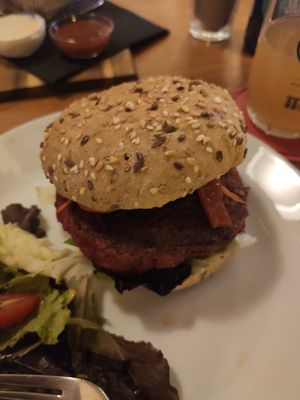 The burger at Buen Ayre in Mallorca