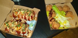 No more bacon for big daddy und tofu bällchen, da seitan aus war :) at Maki Maki Sushi Green Hamburg in Hamburg