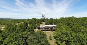 Country side, between the vineyards of Vin de Domme, opposite of the "Tour Panoramique de Moncalou" at La Terrasse in Moncalou